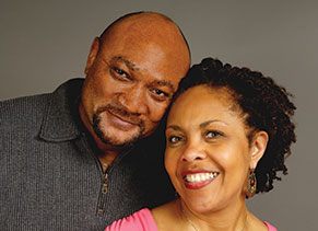 Photo of a couple smiling. Link to Life Stage Gift Planner Under Age 60 Situations.